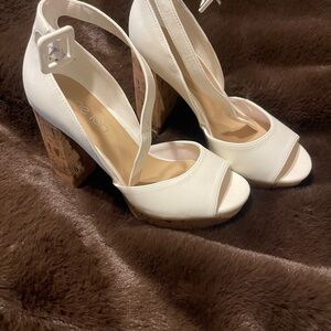 Chic White Heeled Sandals with Cork Heel